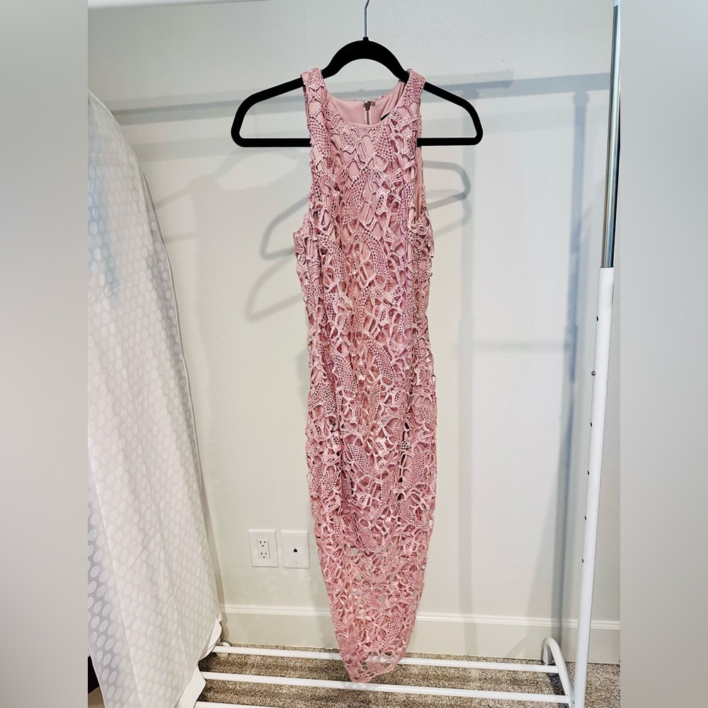 Beautiful pink lace cocktail dress in excellent condition